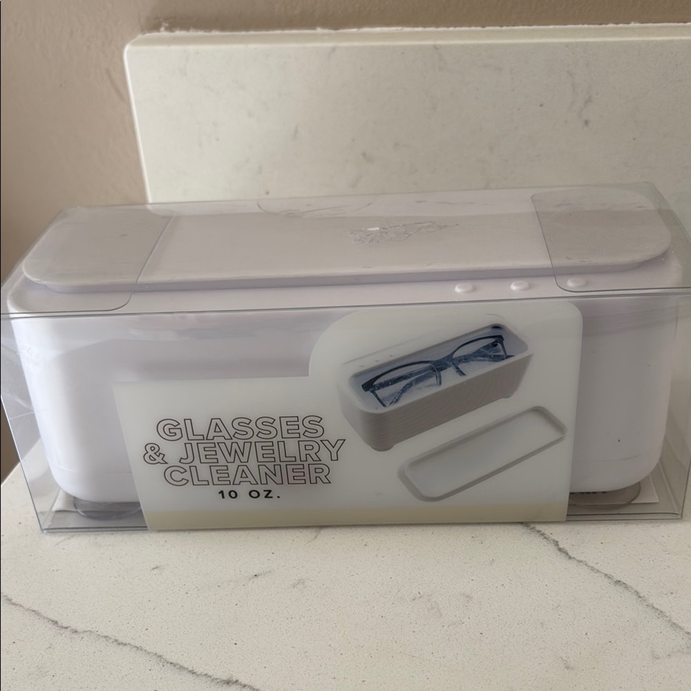 Glasses and jewelry cleaner 10 ounces